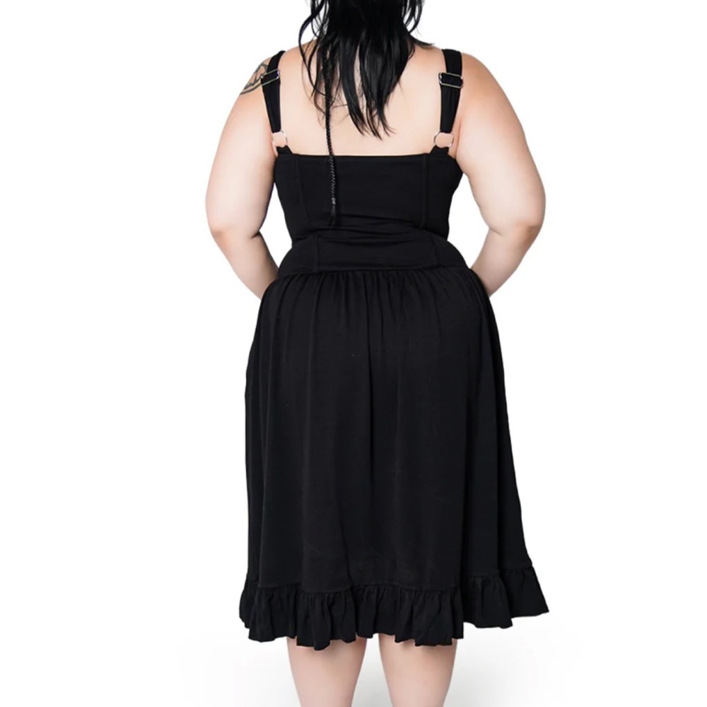 Dollhouse Midi Dress - Picture 2 of 7